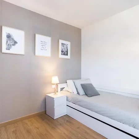 Home2book Comfy Beachfront