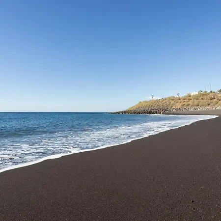 Home2book Comfy Beachfront