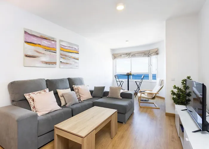 Home2book Comfy Beachfront Διαμέρισμα *