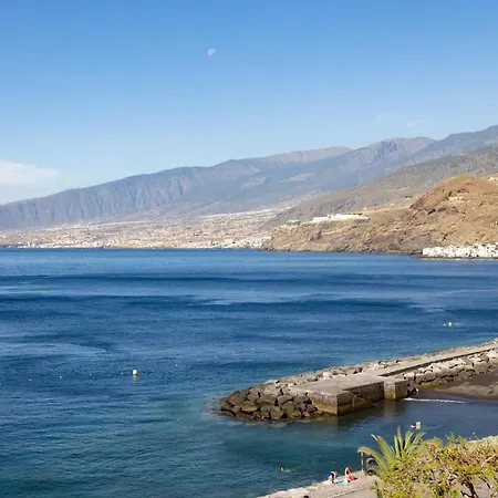 Home2book Comfy Beachfront Apartament Radazul